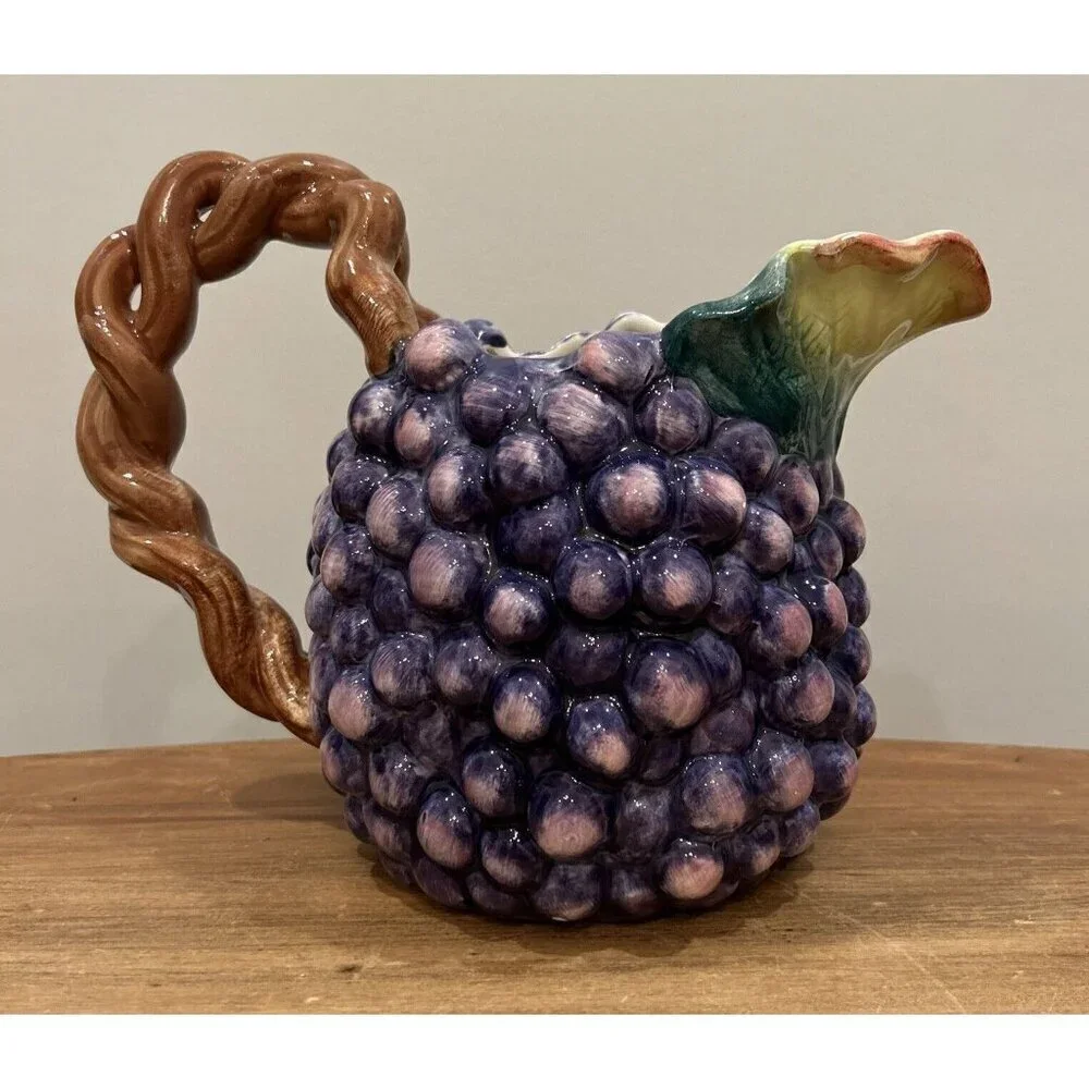 FITZ & FLOYD Sonoma Vineyard 1.5 qt Pitcher Grapes Grapevine Handle Japan